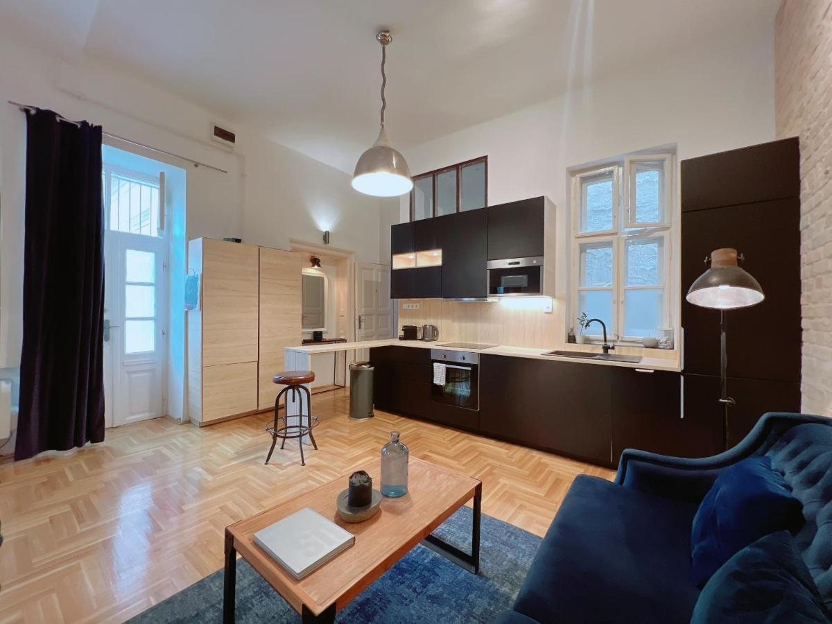 Apartment Duplex Penthouse With Sauna & Jacuzzi In The Centre Of Budapest