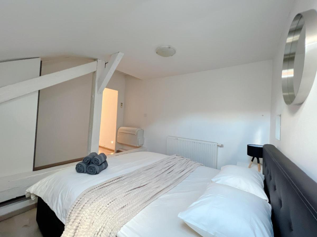 Duplex Penthouse With Sauna & Jacuzzi In The Centre Of Apartment