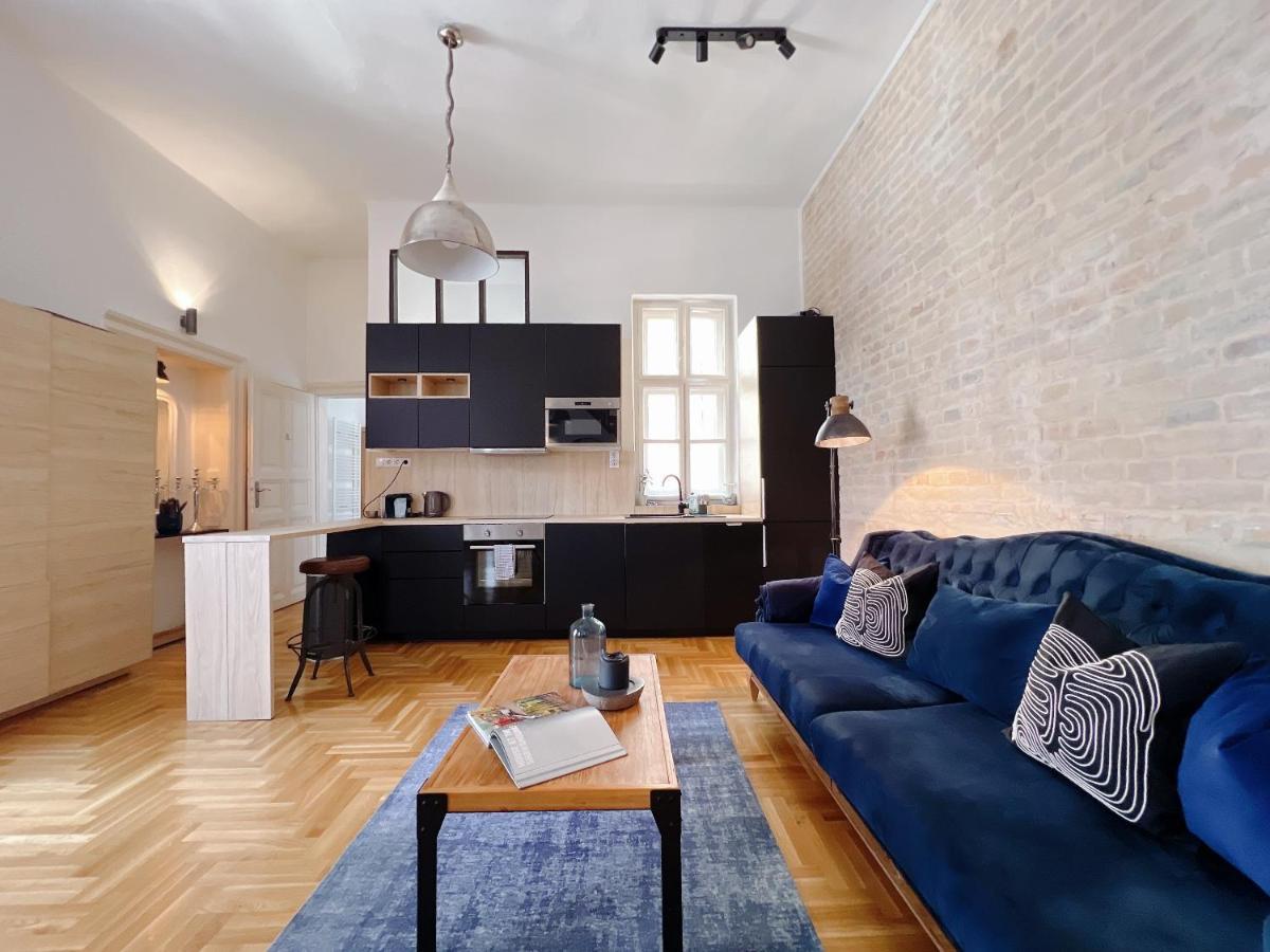 Apartment Duplex Penthouse With Sauna & Jacuzzi In The Centre Of Budapest